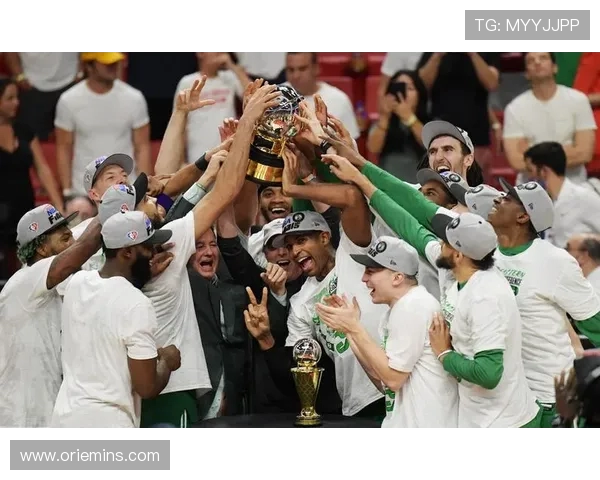 杰森·塔图姆领衔波士顿凯尔特人重塑辉煌目标全力冲击NBA总冠军 杰森·塔图姆领衔波士顿凯尔特人重塑辉煌目标全力冲击NBA总冠军