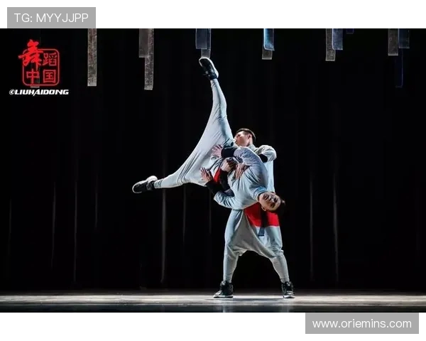 北京街舞队的默契配合与创意表达探索之旅