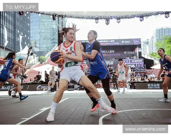 成都篮球队选拔赛特别报道：从默默无闻到耀眼之星的奋斗之路