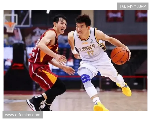 重庆篮球队的拼搏之路：从默默无闻到赛场辉煌的奋斗历程